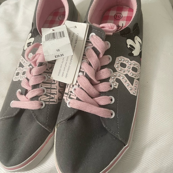 New with tags Disney Park Mickey Mouse sneakers - Picture 4 of 4